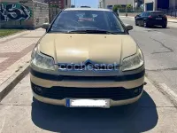 Usado Citroën C4 110 CV (80 kW) 2006 Beige Berlina