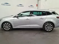 Usado Renault Mégane GrandTour Techno 140 CV (102 kW) 2023 Gris / plata Familiar