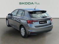 Usado Skoda Fabia 80 CV (58 kW) 2024 Gris