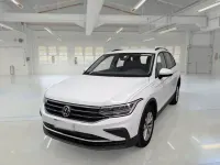 Usado VW Tiguan Life 244 CV (179 kW) 2023 Blanco SUV