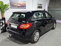 Usado Mercedes B180 109 CV (80 kW) 2013 Negro Monovolumen