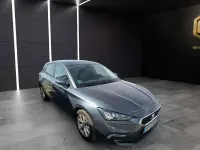 Usado Seat Leon Style 131 CV (96 kW) 2023 Gris Berlina