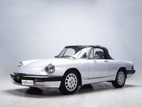 Usado Alfa Romeo Spider 126 CV (92 kW) 1990 Plateado Descapotable