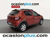 Usado Dacia Sandero Stepway 90 CV (66 kW) 2016 Rojo Utilitario