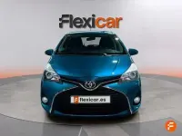 Usado Toyota Yaris Active 99 CV (72 kW) 2016 Azul Berlina