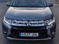 Usado Mitsubishi Outlander 150 CV (110 kW) 2015 Gris / plata SUV