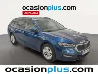 Usado Skoda Octavia Ambition 116 CV (85 kW) 2024 Azul Familiar