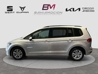 Usado VW Touran Business 116 CV (85 kW) 2020 Plateado Monovolumen