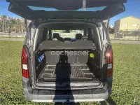 Usado Peugeot Rifter GT-line 130 CV (95 kW) 2018 Gris / plata Monovolumen