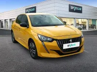 Usado Peugeot 208 Allure 100 CV (73 kW) 2023 Amarillo Utilitario