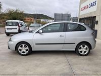 Usado Seat Ibiza Stylance 100 CV (73 kW) 2006 Gris Utilitario