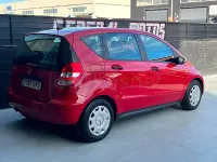 Usado Mercedes A150 Elegance 95 CV (69 kW) 2008 Rojo Monovolumen