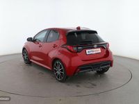 Usado Toyota Yaris Hybrid Sport 116 CV (85 kW) 2024 Rojo Berlina