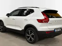 Usado Volvo XC40 Plus 163 CV (119 kW) 2025 Blanco SUV