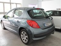 Usado Peugeot 207 90 CV (66 kW) 2007 Gris / plata Berlina