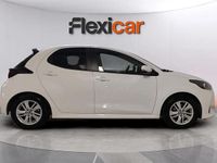 Usado Toyota Yaris Hybrid Business Edition 116 CV (85 kW) 2022 Blanco Utilitario