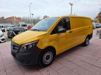 Usado Mercedes Vito 136 CV (100 kW) 2022 Amarillo Van