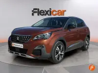 Usado Peugeot 3008 Allure 130 CV (95 kW) 2021 Naranja SUV