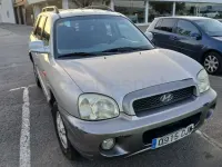 Usado Hyundai Santa Fe Comfort 125 CV (91 kW) 2004 Gris / plata SUV