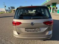 Usado VW Touran Edition 115 CV (84 kW) 2018 Beige Monovolumen