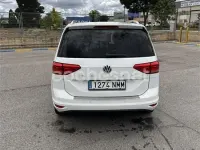Usado VW Touran Edition 110 CV (80 kW) 2015 Blanco Monovolumen
