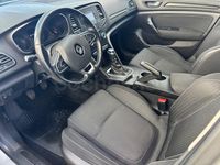 Usado Renault Mégane IV Business 90 CV (66 kW) 2017 Gris / plata Berlina
