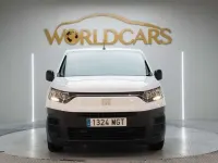Usado Fiat Doblò 102 CV (75 kW) 2023 Blanco Monovolumen
