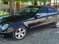 Usado Mercedes E320 Avantgarde 204 CV (150 kW) 2003 Negro Berlina