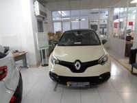 Usado Renault Captur Zen 90 CV (66 kW) 2015 Beige SUV