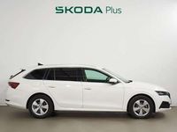 Usado Skoda Octavia Ambition 116 CV (85 kW) 2021 Blanco Utilitario