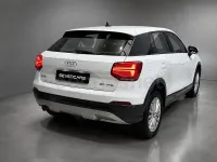 Usado Audi Q2 Design 116 CV (85 kW) 2018 Blanco SUV