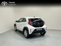 Usado Toyota Aygo X Play 72 CV (52 kW) 2024 Blanco SUV