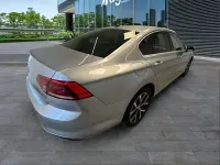 Usado VW Passat Executive 150 CV (110 kW) 2020 Gris Berlina