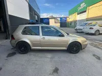 Usado VW Golf IV Highline 105 CV (77 kW) 2004 Beige Utilitario