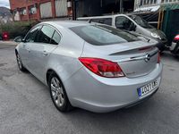 Usado Opel Insignia Edition 130 CV (95 kW) 2010 Gris / plata Berlina