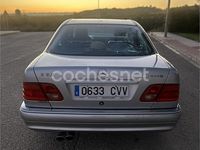 Usado Mercedes E55 AMG AMG 354 CV (260 kW) 1999 Gris / plata Berlina