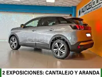 Usado Peugeot 3008 Allure 130 CV (95 kW) 2020 Gris / plata SUV