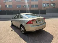 Usado Volvo S60 Momentum 150 CV (110 kW) 2016 Beige Berlina