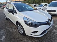 Usado Renault Clio IV Business 90 CV (66 kW) 2017 Blanco Utilitario