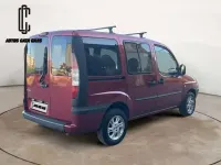 Usado Fiat Doblò Dynamic 105 CV (77 kW) 2004 Rojo Monovolumen