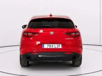 Usado Alfa Romeo Stelvio Sprint 190 CV (139 kW) 2022 Rojo SUV