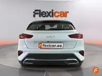 Usado Kia XCeed 100 CV (73 kW) 2024 Blanco SUV