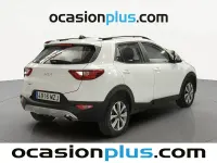 Usado Kia Stonic 100 CV (73 kW) 2025 Blanco SUV