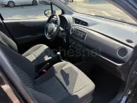 Usado Toyota Yaris City 69 CV (50 kW) 2012 Negro Utilitario