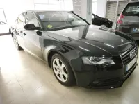 Usado Audi A4 136 CV (100 kW) 2010 Negro Berlina