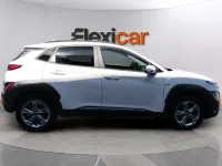 Usado Hyundai Kona 120 CV (88 kW) 2021 Blanco SUV