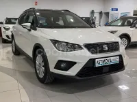 Usado Seat Arona Style 95 CV (69 kW) 2020 Blanco SUV