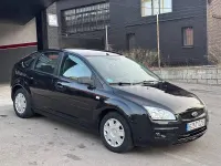 Usado Ford Focus Trend 100 CV (73 kW) 2006 Negro Berlina