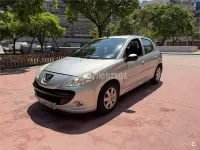 Usado Peugeot 206+ 70 CV (51 kW) 2010 Gris / plata Utilitario