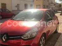 Usado Renault Clio IV LIMITED 75 CV (55 kW) 2017 Rojo Berlina